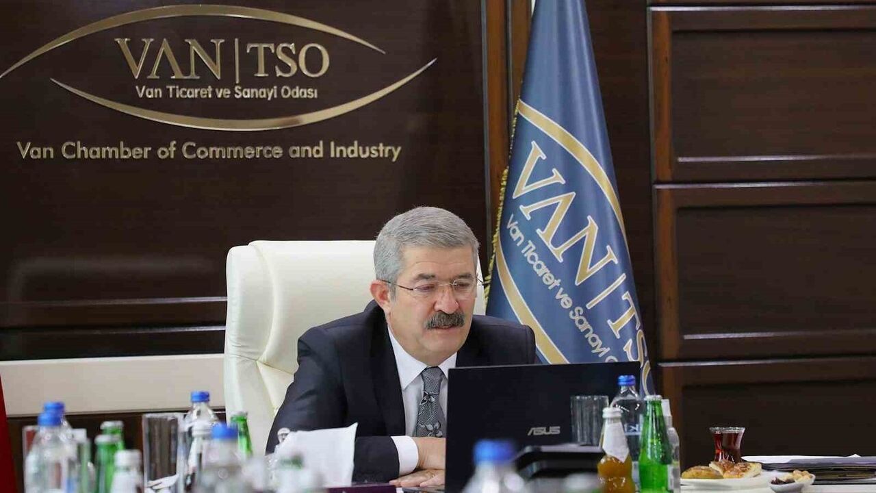 Azerbaycanlı İş İnsanları Toplantısı Van'da Gerçekleşti