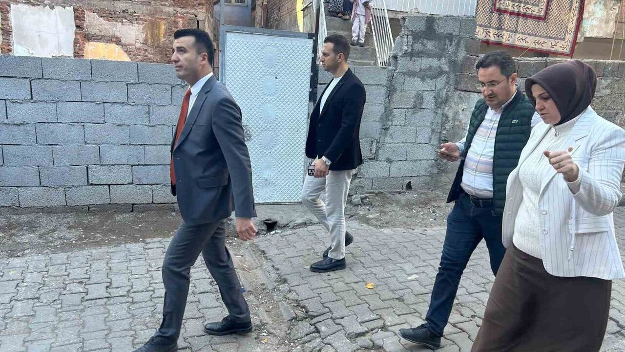 Bağlar Kaymakamı Necdet Özdemir Metruk Binaları İnceledi