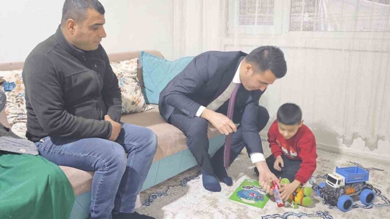 Bağlar Kaymakamı Özdemir'den Engelliler Günü Etkinliği