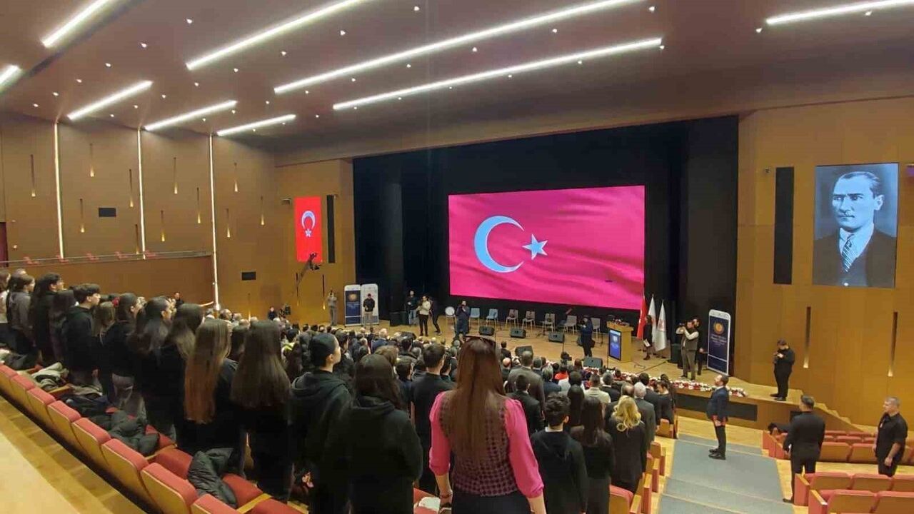 Bakan Ersoy'dan Türkçe Vurgusu: Dil, Bir Milletin Yüreğidir