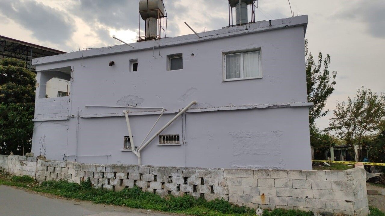 Banyoda Mezar Açtı: 77 Yaşındaki Kadın Eşinin Kurbanı Oldu