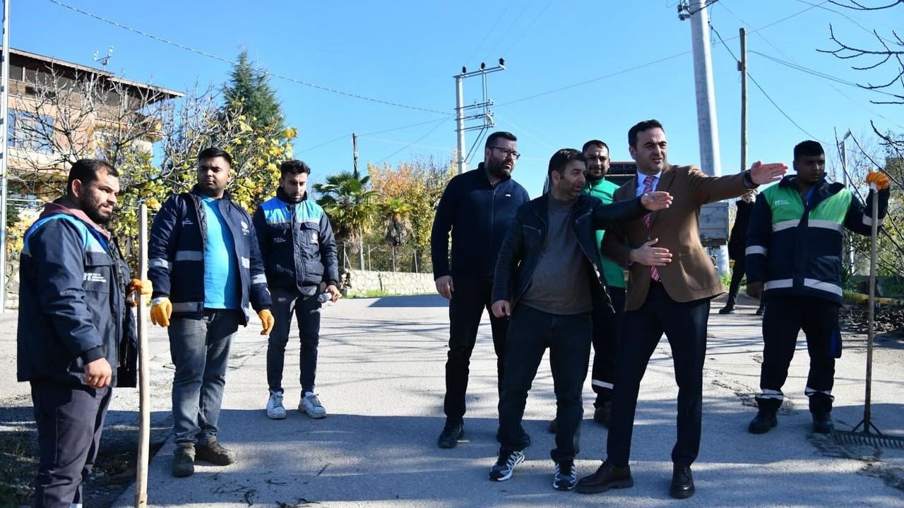 Başiskele'de Temizlik Çalışmaları Aralıksız Devam Ediyor