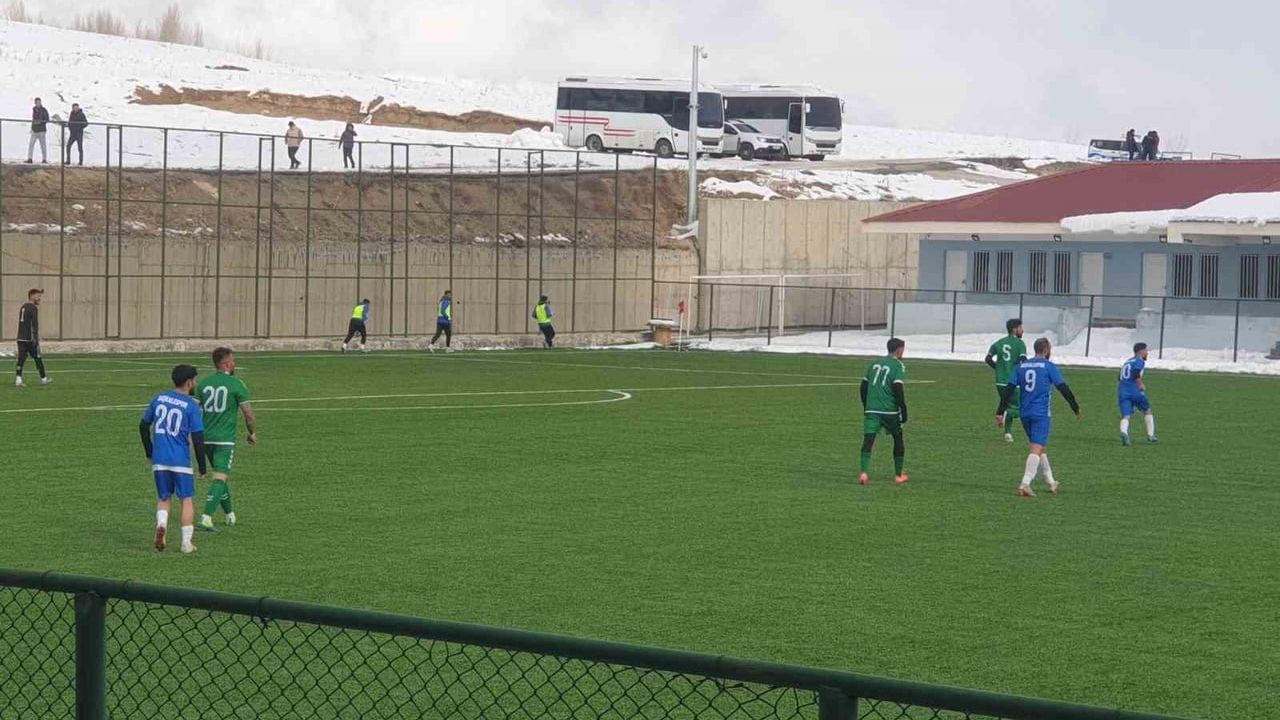 Başkalespor'un Galibiyetiyle Şampiyonluk Umudu Güçlendi
