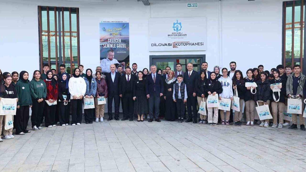 Başkan Büyükakın: Gençlerimizin Geleceği İçin Kütüphaneler Yeniden Tasarlandı