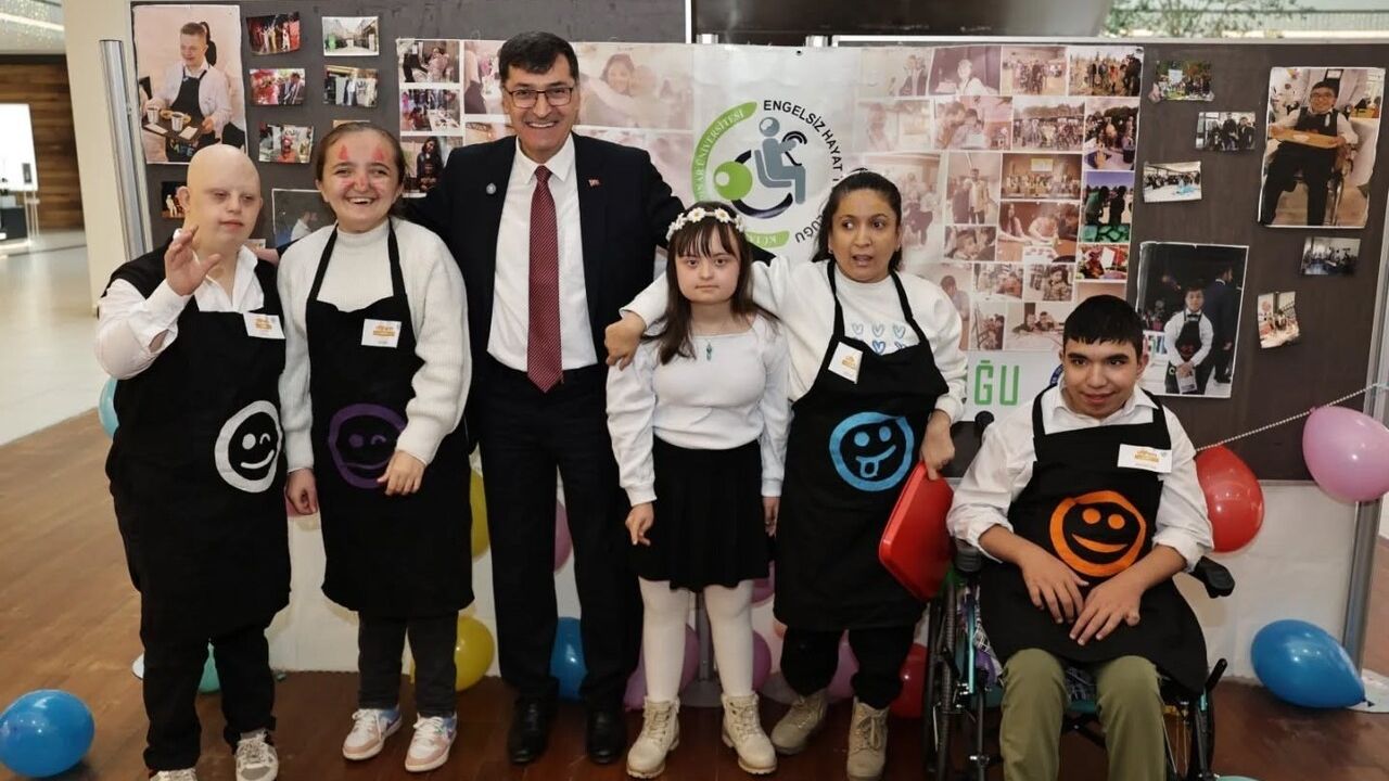 Başkan Kahveci’den Özel Bireylere Destek Etkinliği