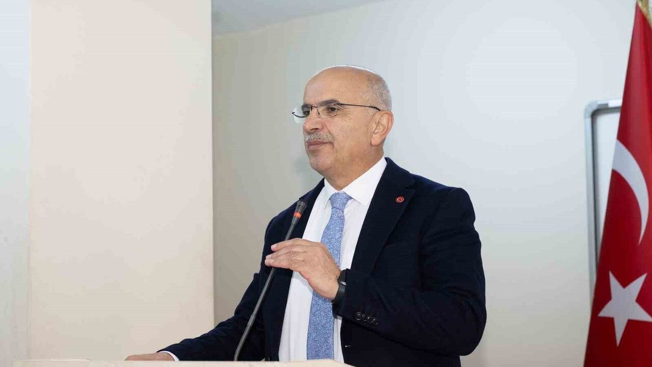 Başkan Sami Er, Öğrencilerle Kariyer Günleri'nde Buluştu