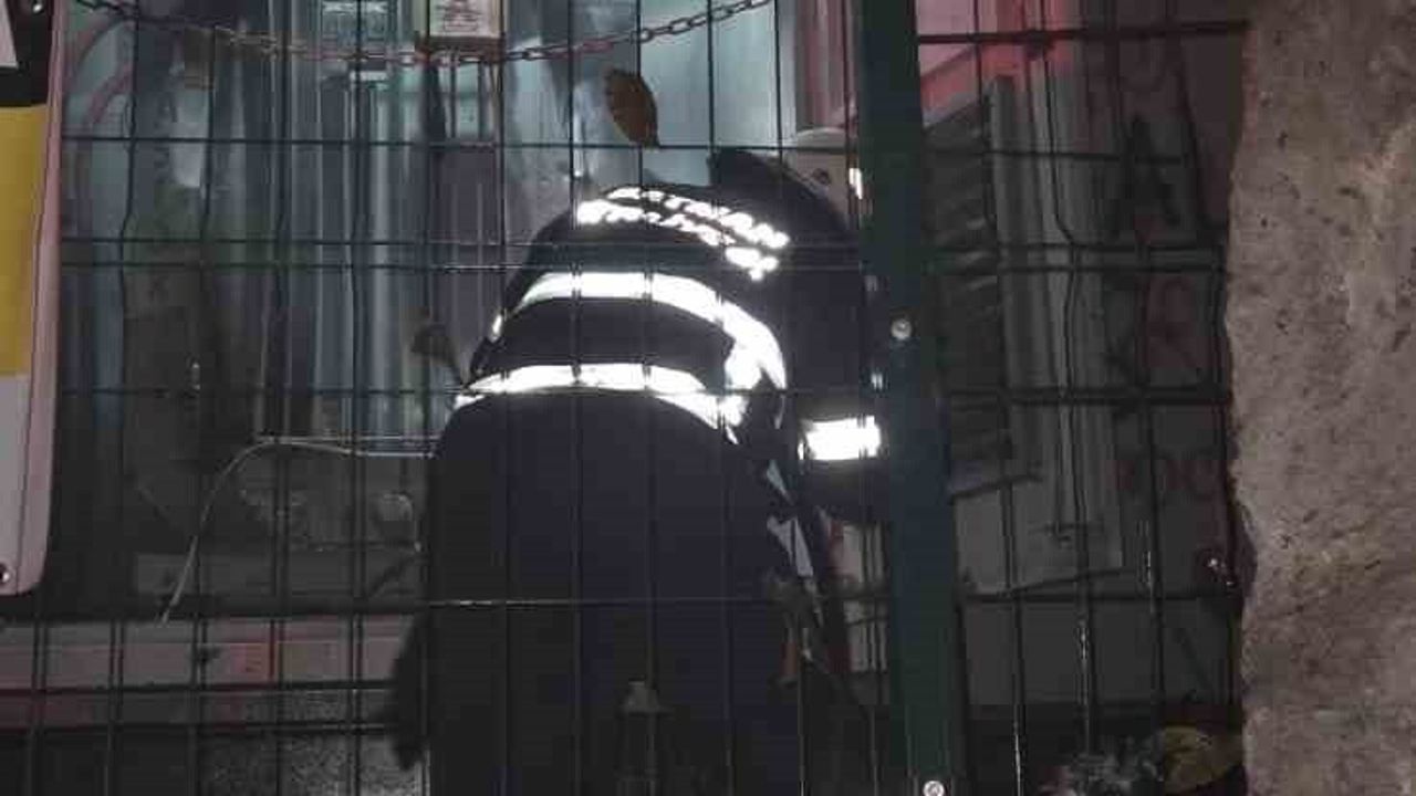 Batman'da Elektrik Trafosunda Yangın Kontrol Altına Alındı