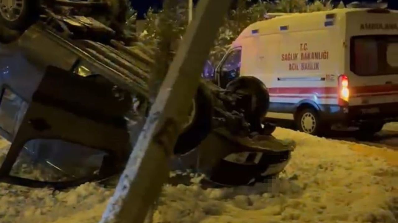 Batman'da Kar ve Buzlanma Trafik Kazasına Neden Oldu