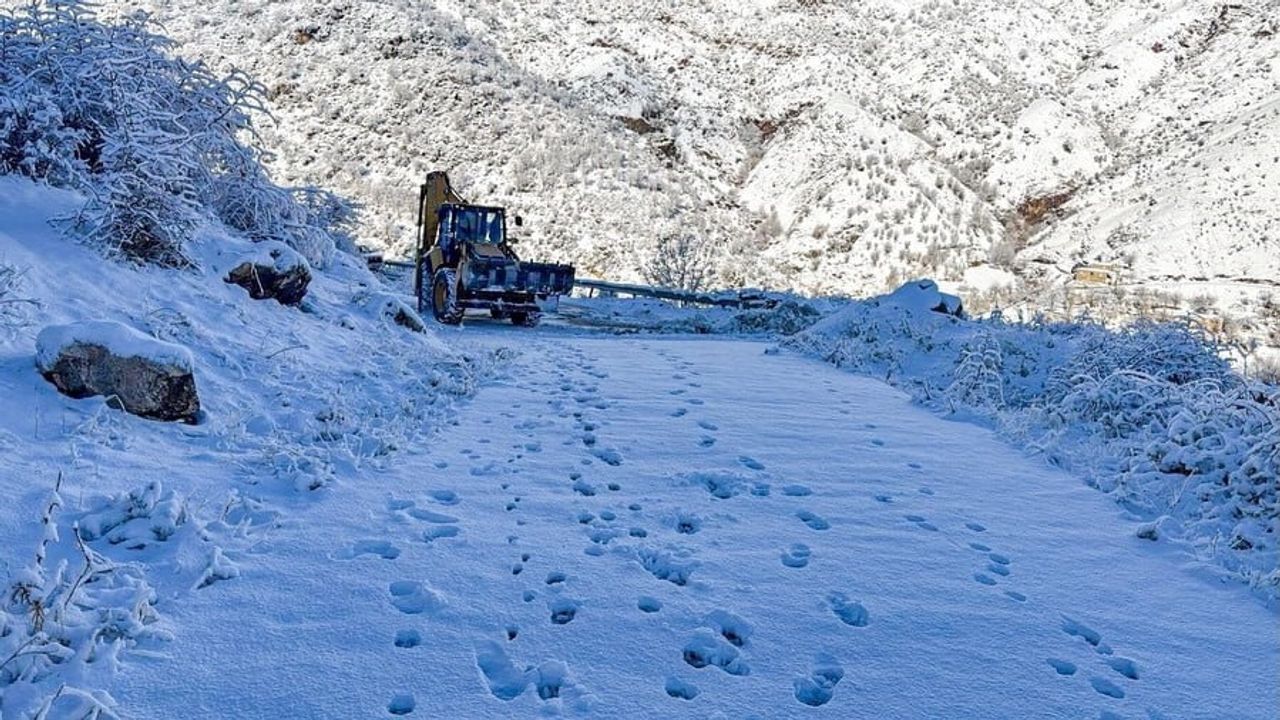 Batman'da Kar Yağışı Ulaşımı Aksattı