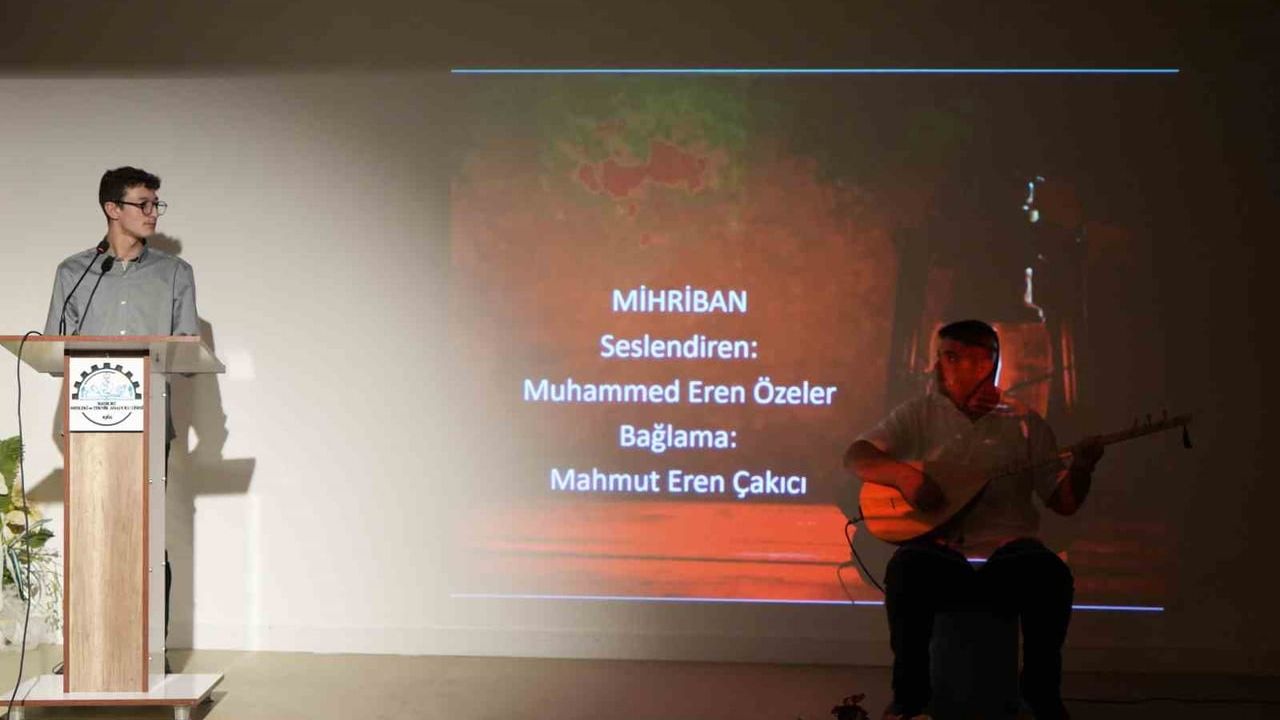 Bayburt'ta Sıfır Atıkla Yapılan Konferans Salonu Açıldı