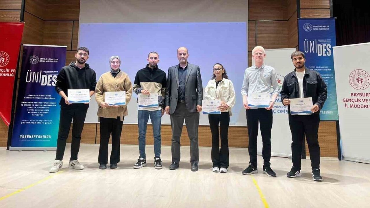 Bayburt’ta ÜNİDES Sertifika Teslim Töreni Yapıldı