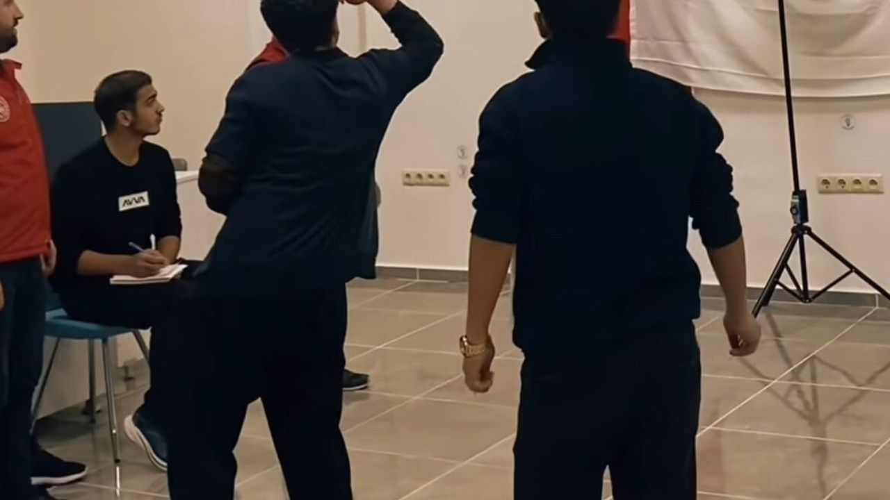 Bayburt'ta Üniversite Öğrencilerine Dart Turnuvası