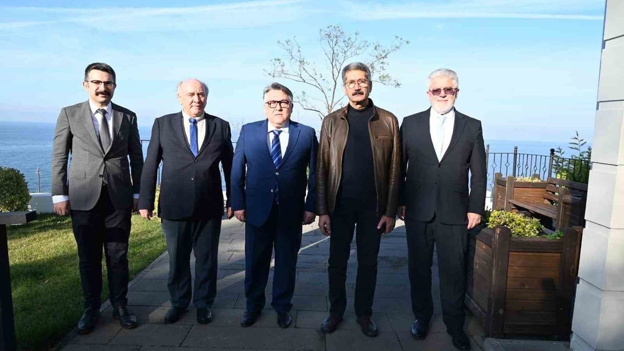 Bayrak Şairi Arif Nihat Asya 50. Yılında Anıldı