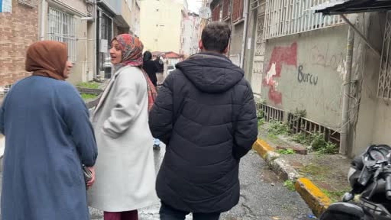 Beyoğlu'nda Zehirlenme Şüphesi: 5 Kişilik Aile Hastaneye Kaldırıldı