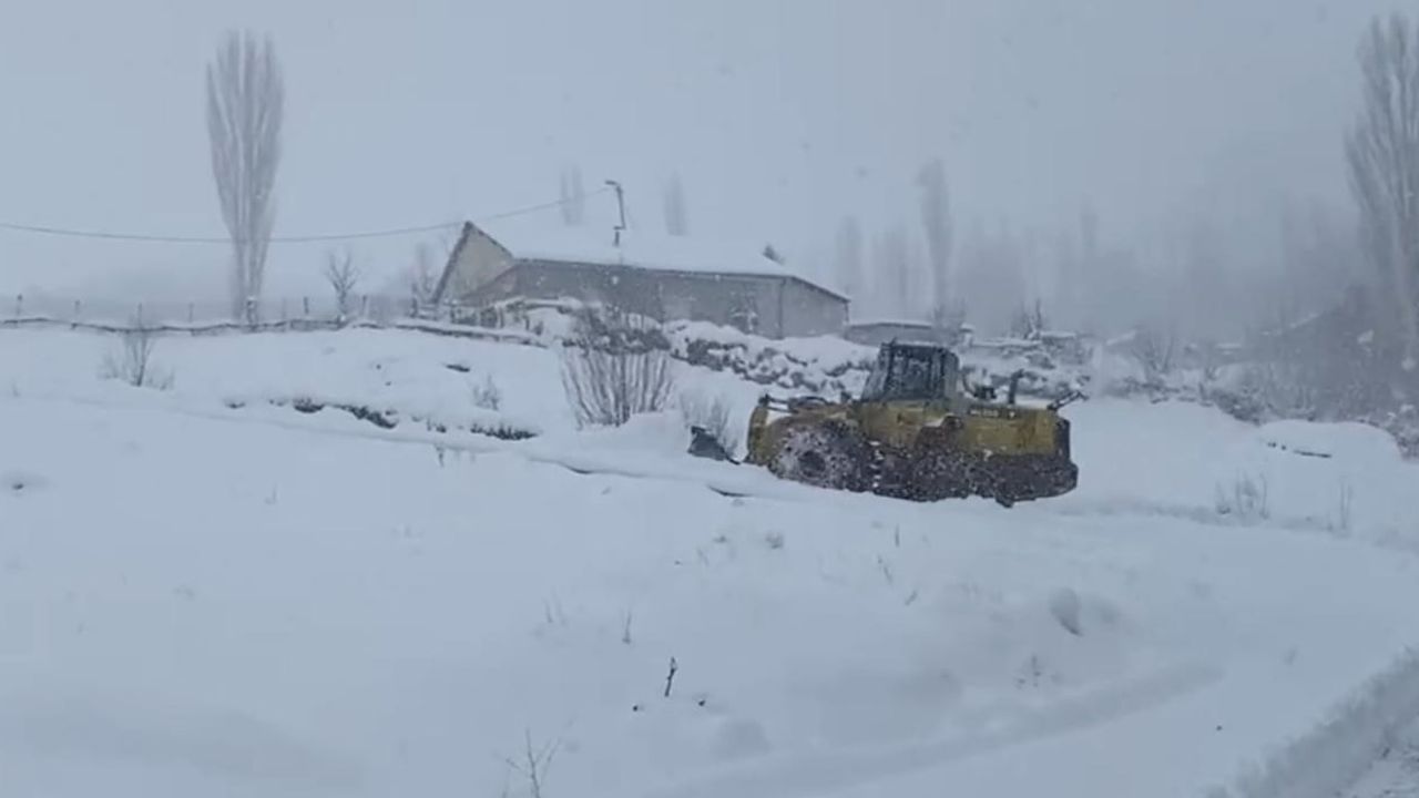 Beytüşşebap’ta Eğitime Kar Sırası