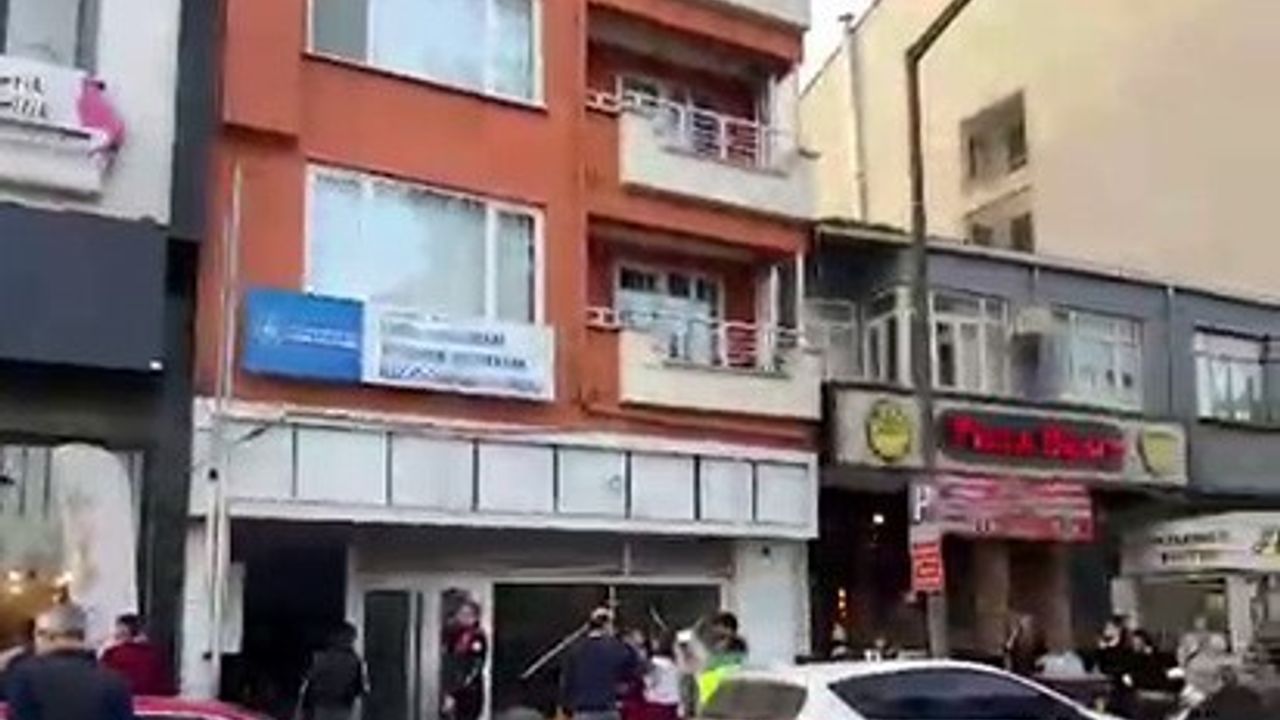 Biga'daki Kız Öğrenci Yurdunda Yangın Panik Yarattı