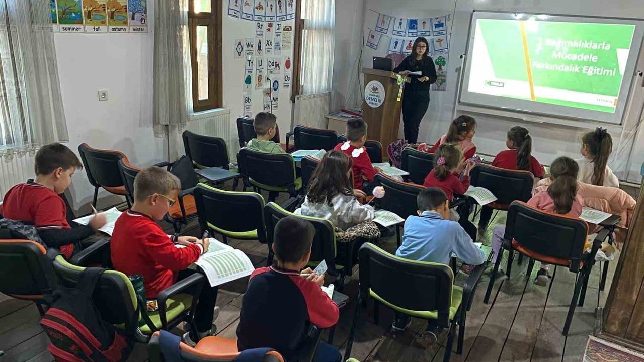 Bilecik'te Bağımlılıkla Mücadele Eğitimleri