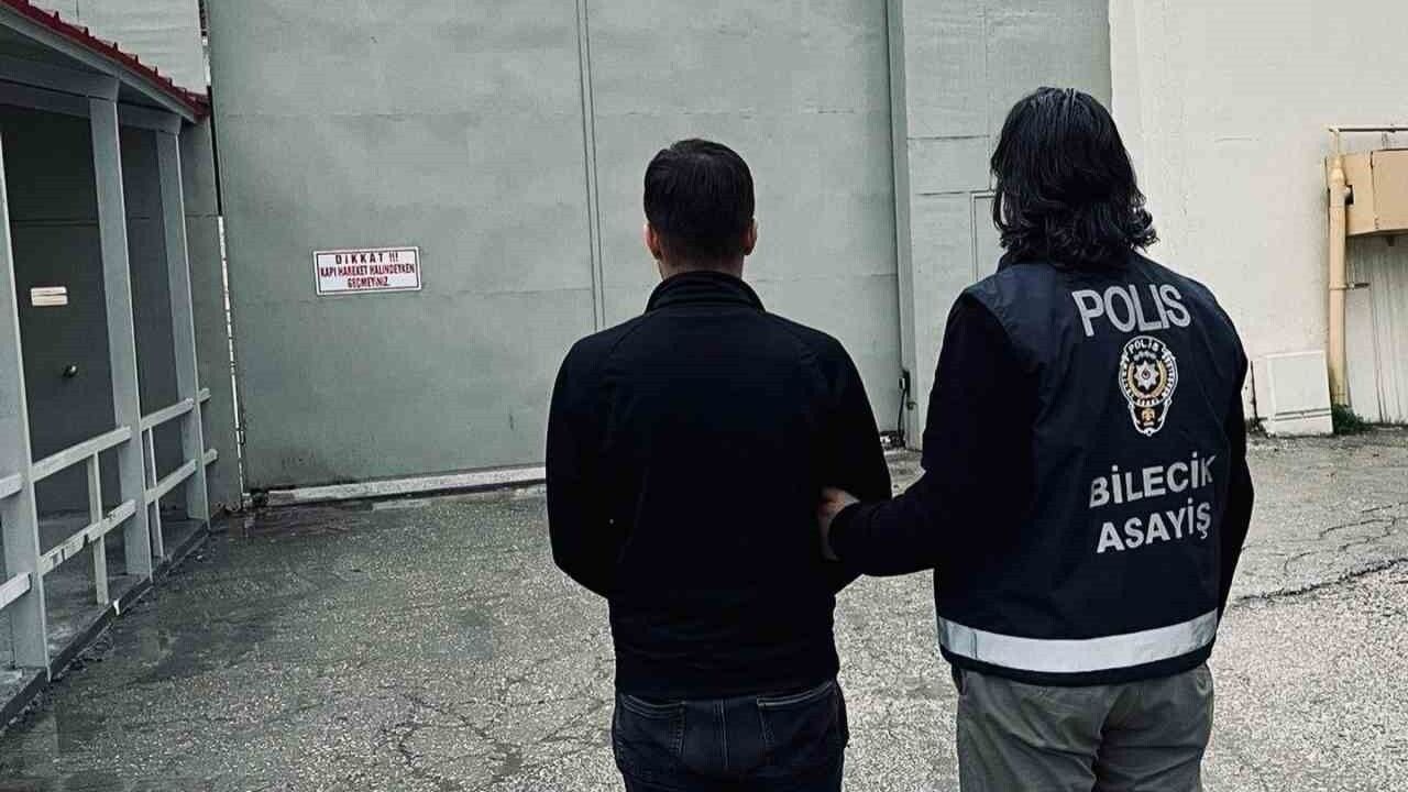 Bilecik'te Dolandırıcılık Suçundan Aranan Şahıs Yakalandı
