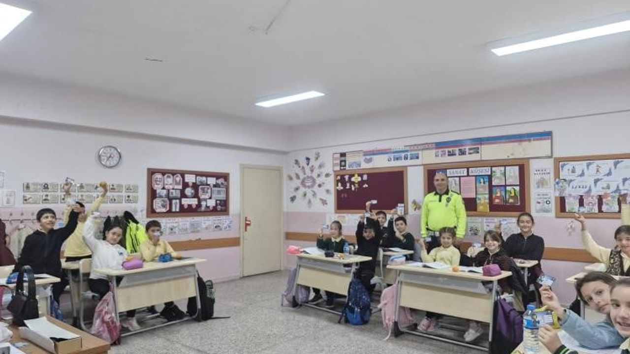 Bilecik'te Öğrencilere Trafik Güvenliği Eğitimi