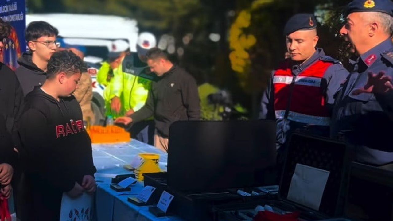 Bilecik'te Öğrencilere Yerli ve Milli Jandarma Sistemleri Tanıtıldı
