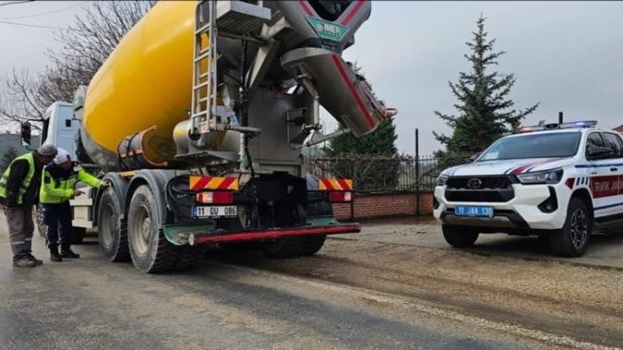 Bilecik'te Ticari Araçlara Kış Lastiği Denetimi