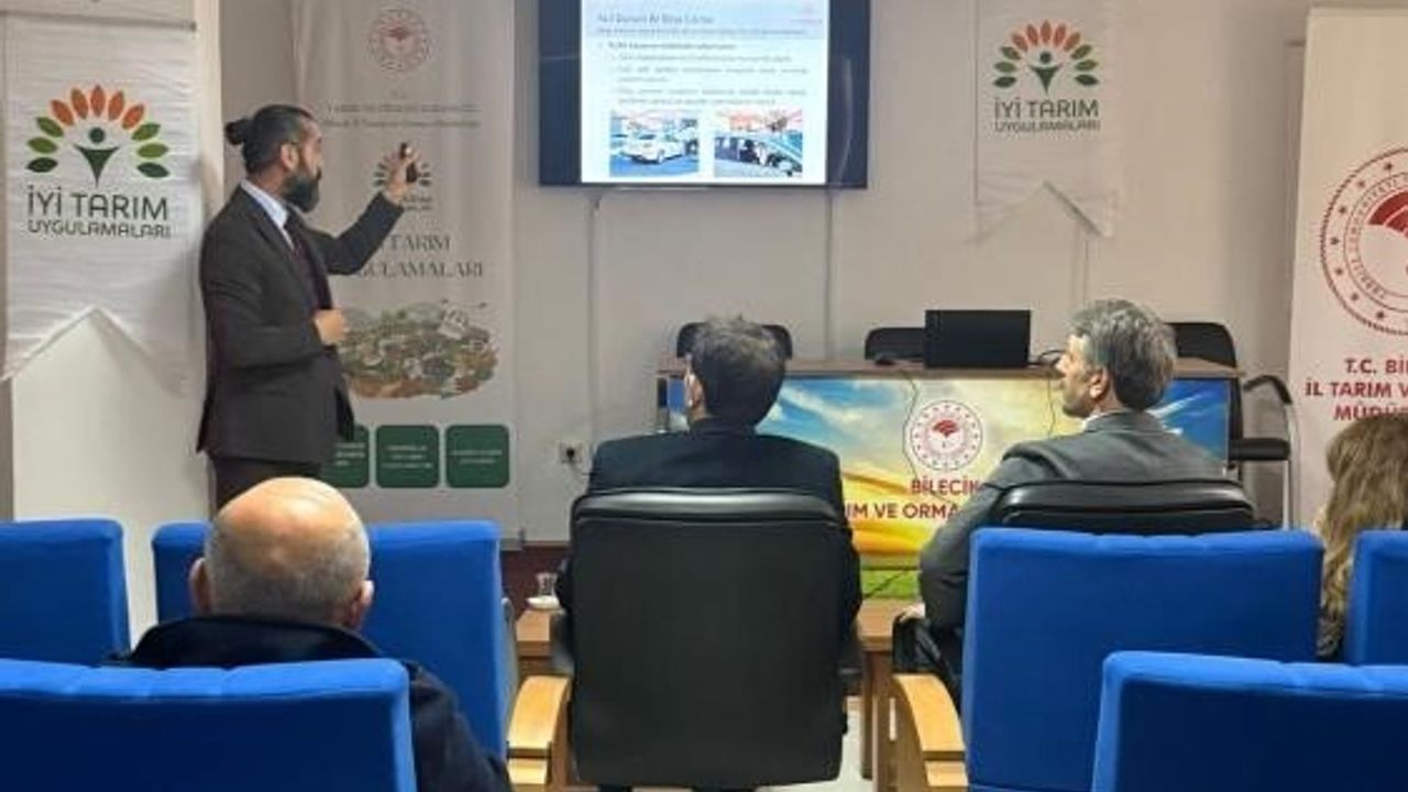 Bilecik'te Üreticilere İyi Tarım Uygulamaları Eğitimi