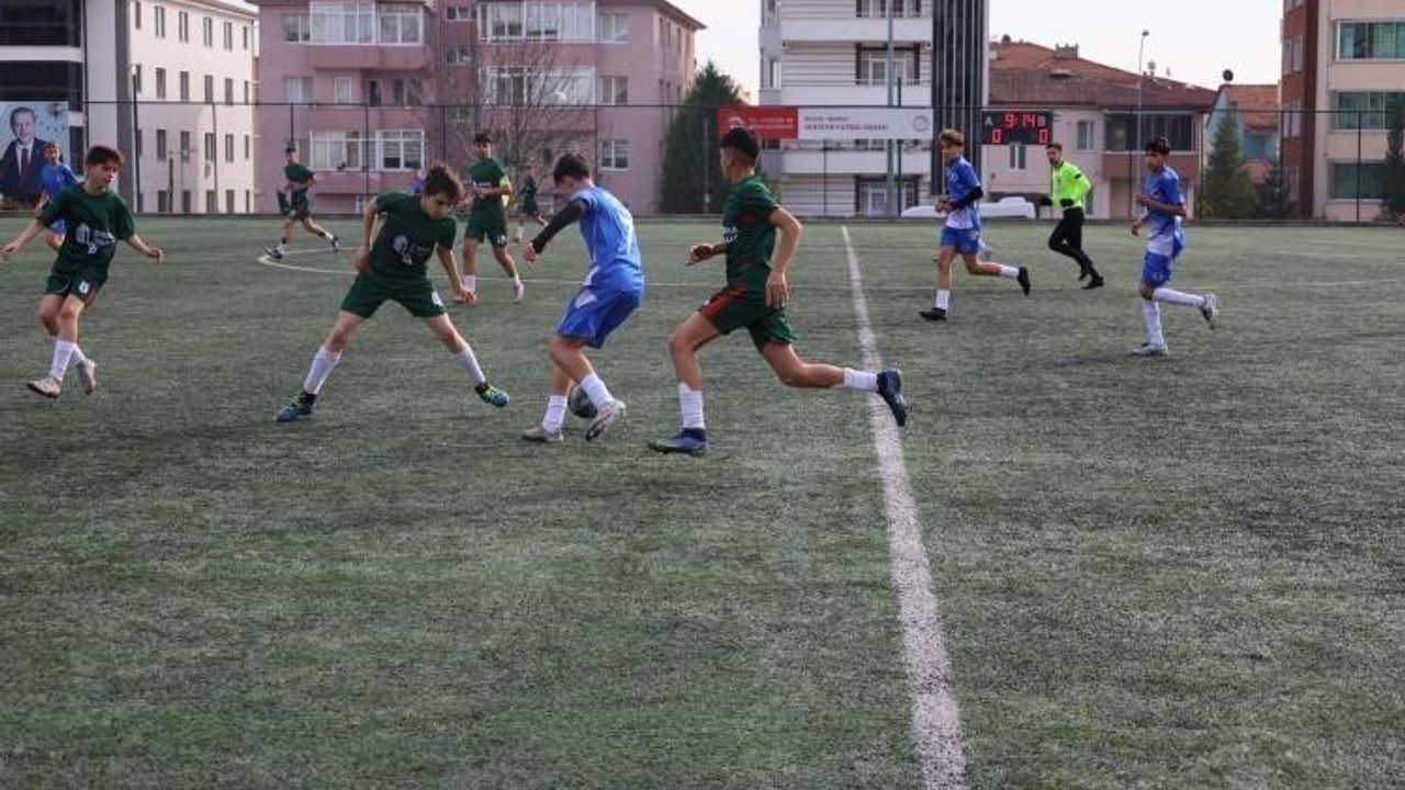 Bilecik'te Yıldız Erkekler Futbol Müsabakaları Tamamlandı