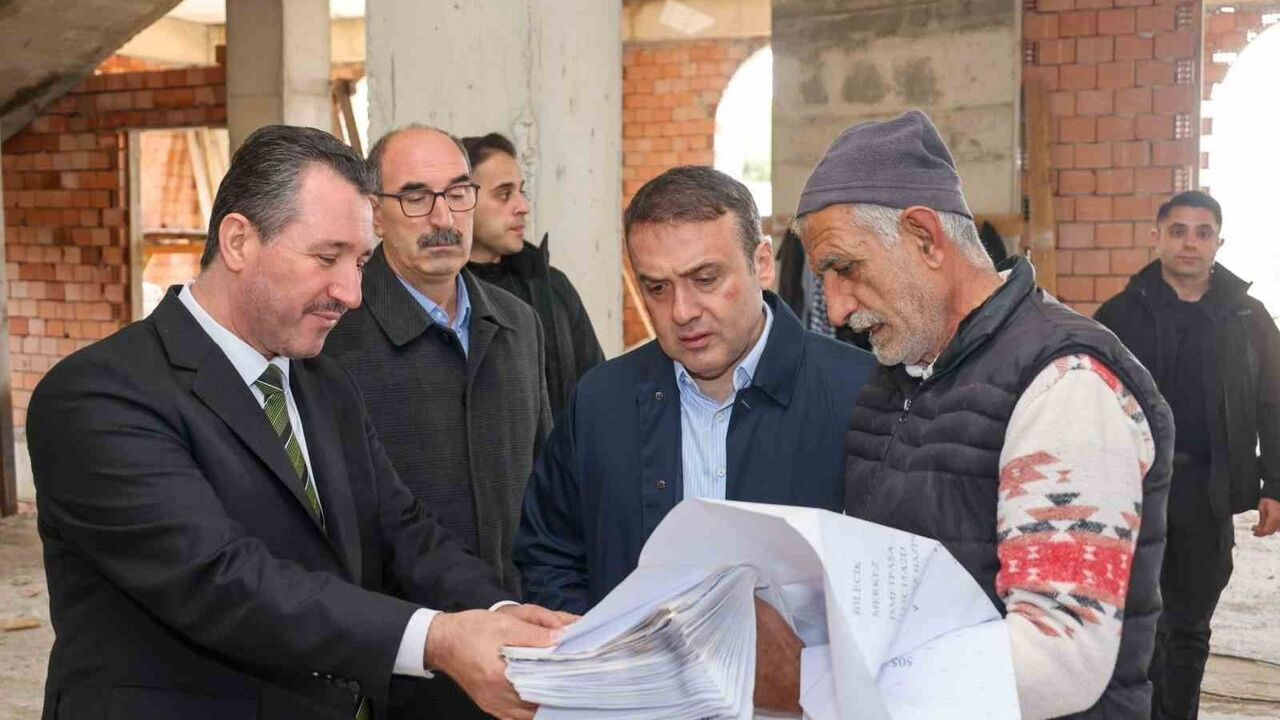 Bilecik Valisi Sözer Kuba Camii İnşaatını İnceledi