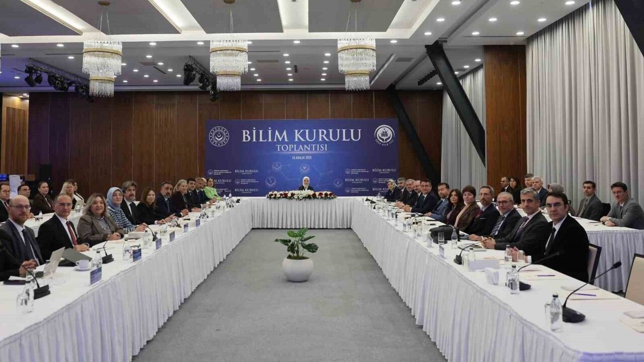 Bilim Kurulu Toplantısı: Sosyal Politikalarda Bilim Vurgusu