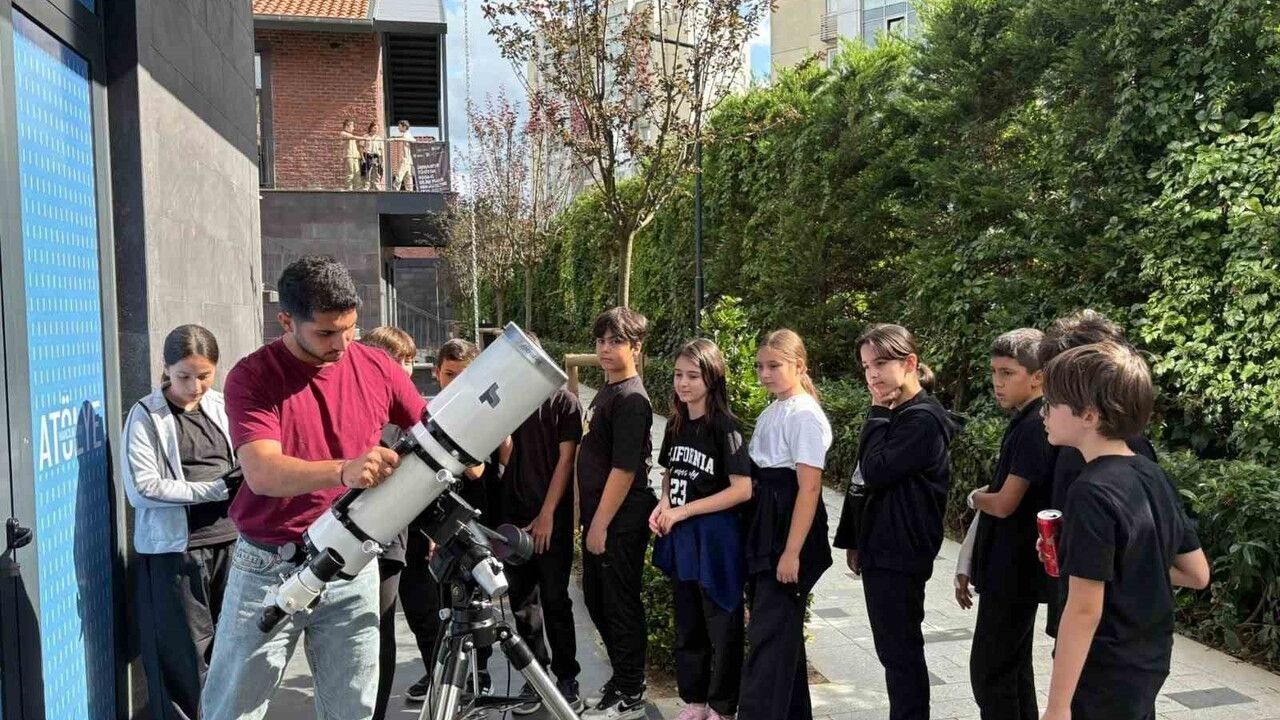 Bilim Ümraniye: Öğrencilerin Geleceğine Yatırım Yapıyor