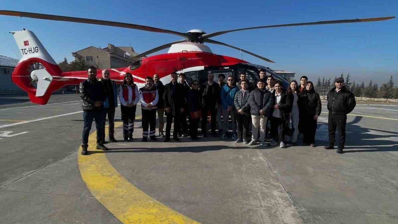 Bilişim Akademisi Öğrencileri Havacılığı Yerinde İnceledi