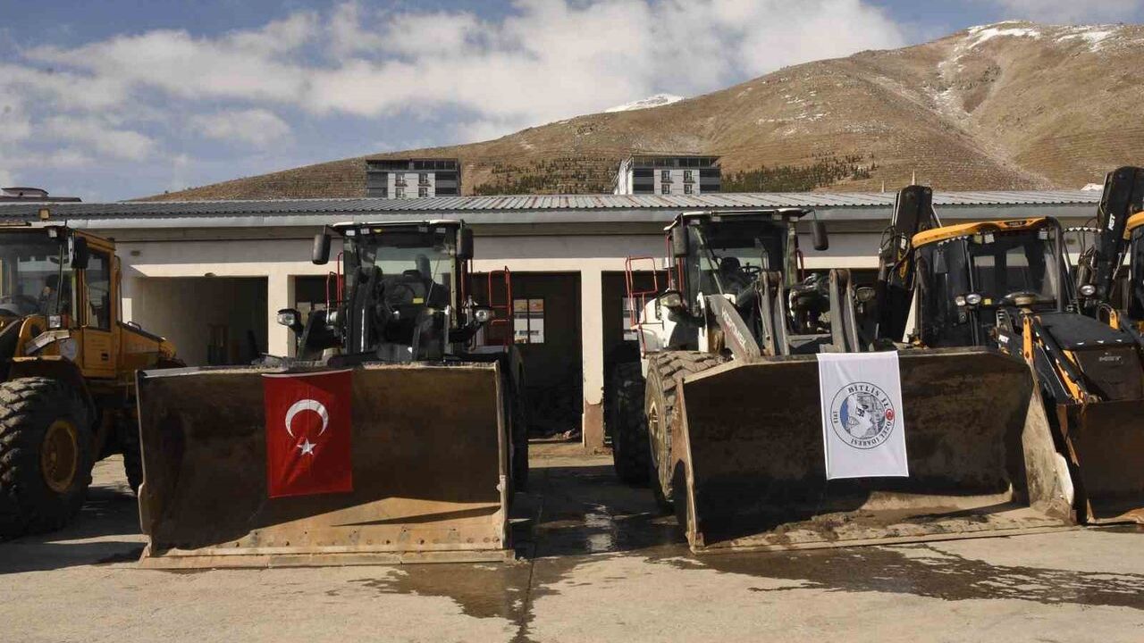 Bitlis'te Kışa Hazırlık: Karla Mücadele Toplantısı