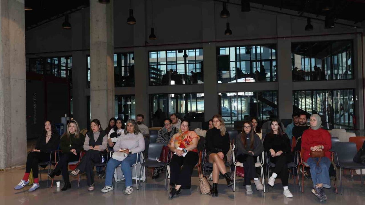 Biyoplastik Atölyesi Nilüfer Belediyesi Pancar Deposu'nda Gerçekleşti