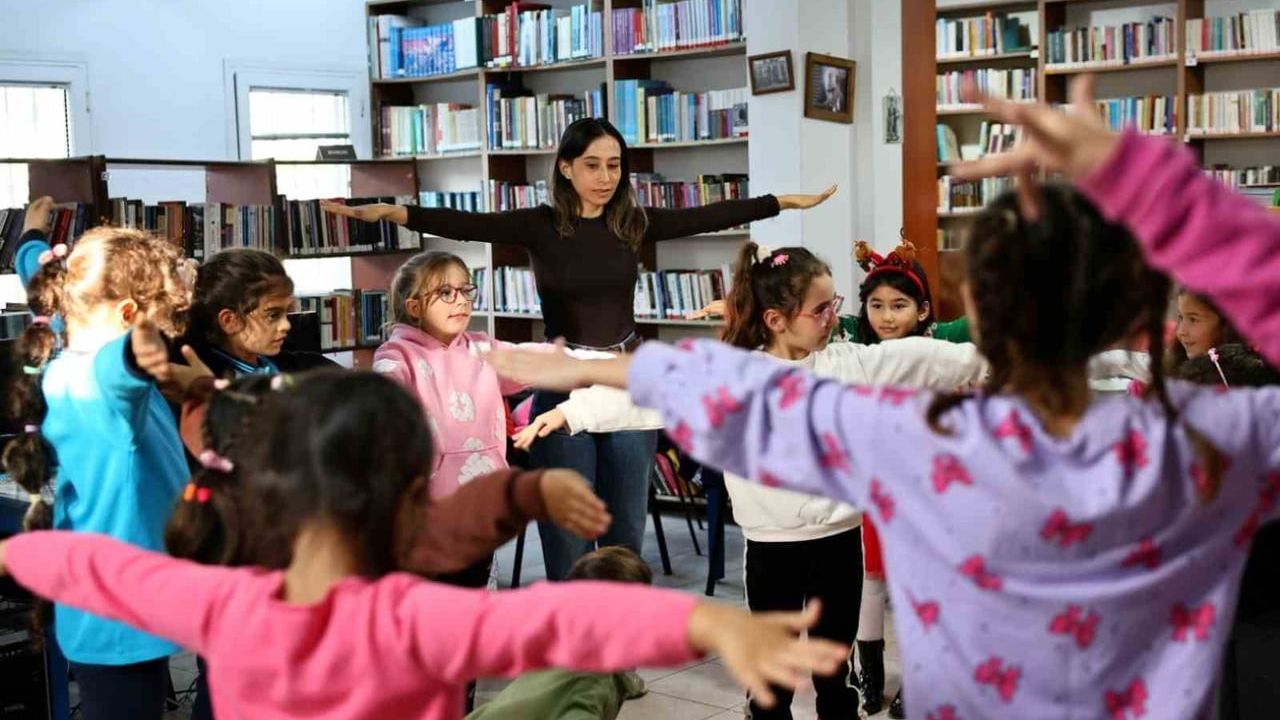 Bodrum Belediyesi'nden Çocuklara Yılbaşı Atölyesi