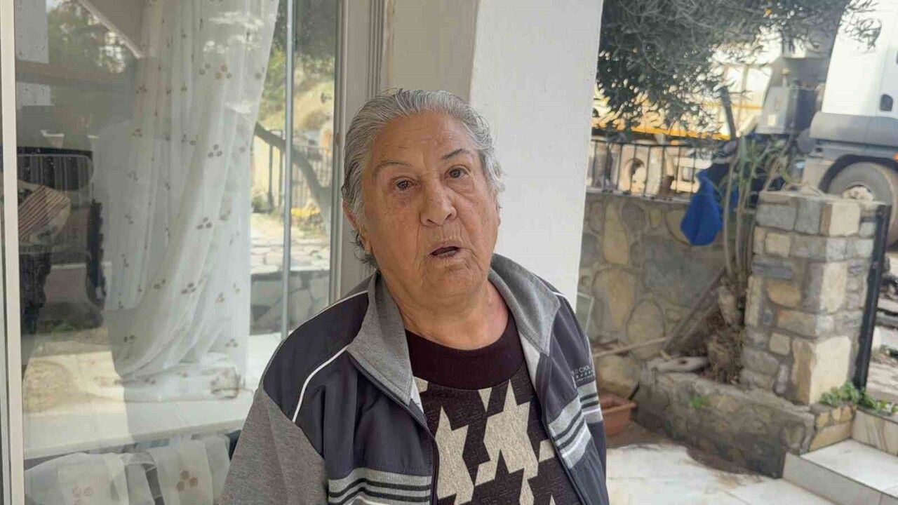 Bodrum'da İsale Hattı Patladı, Evler Su İçinde Kaldı