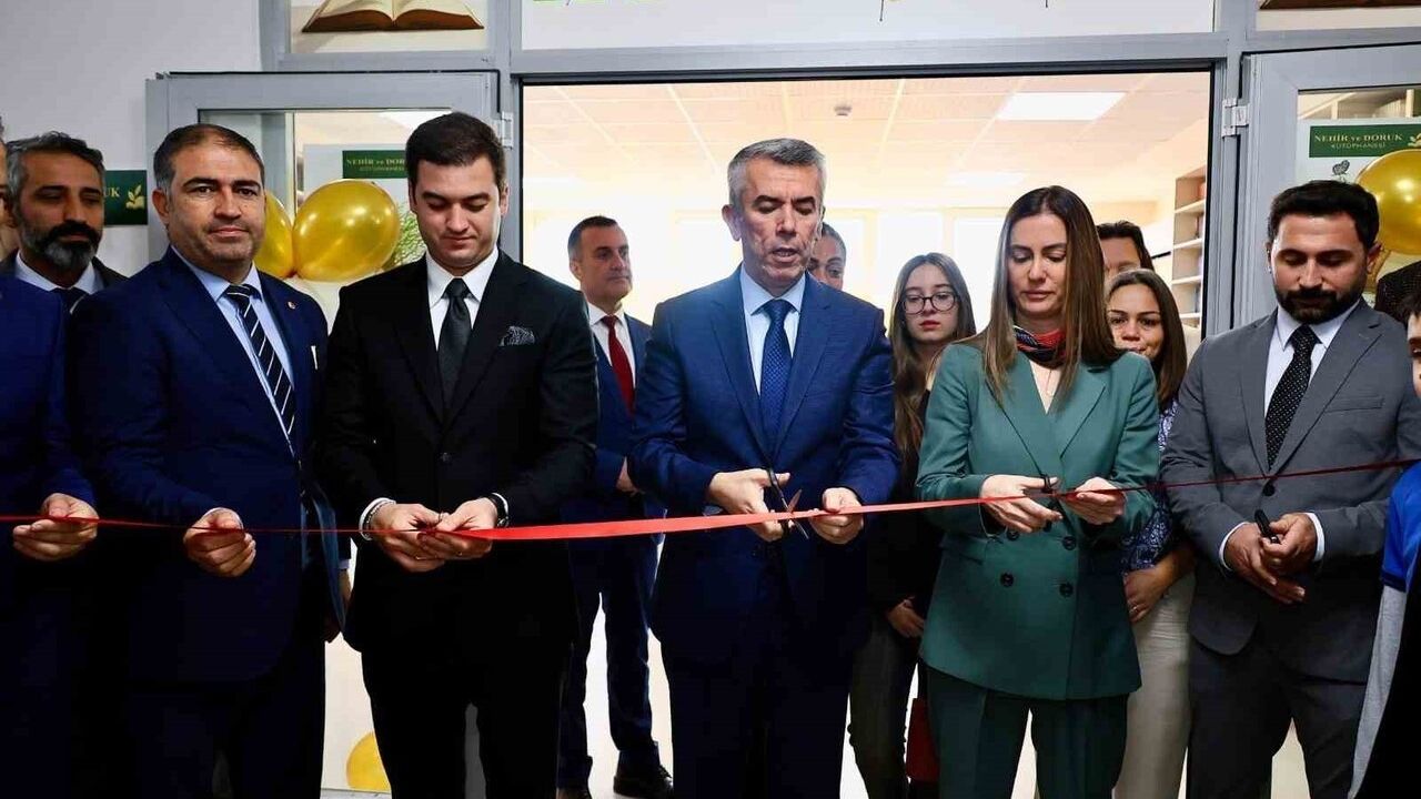 Bodrum'da Yangında Hayatını Kaybeden Kardeşler İçin Kütüphane Açıldı