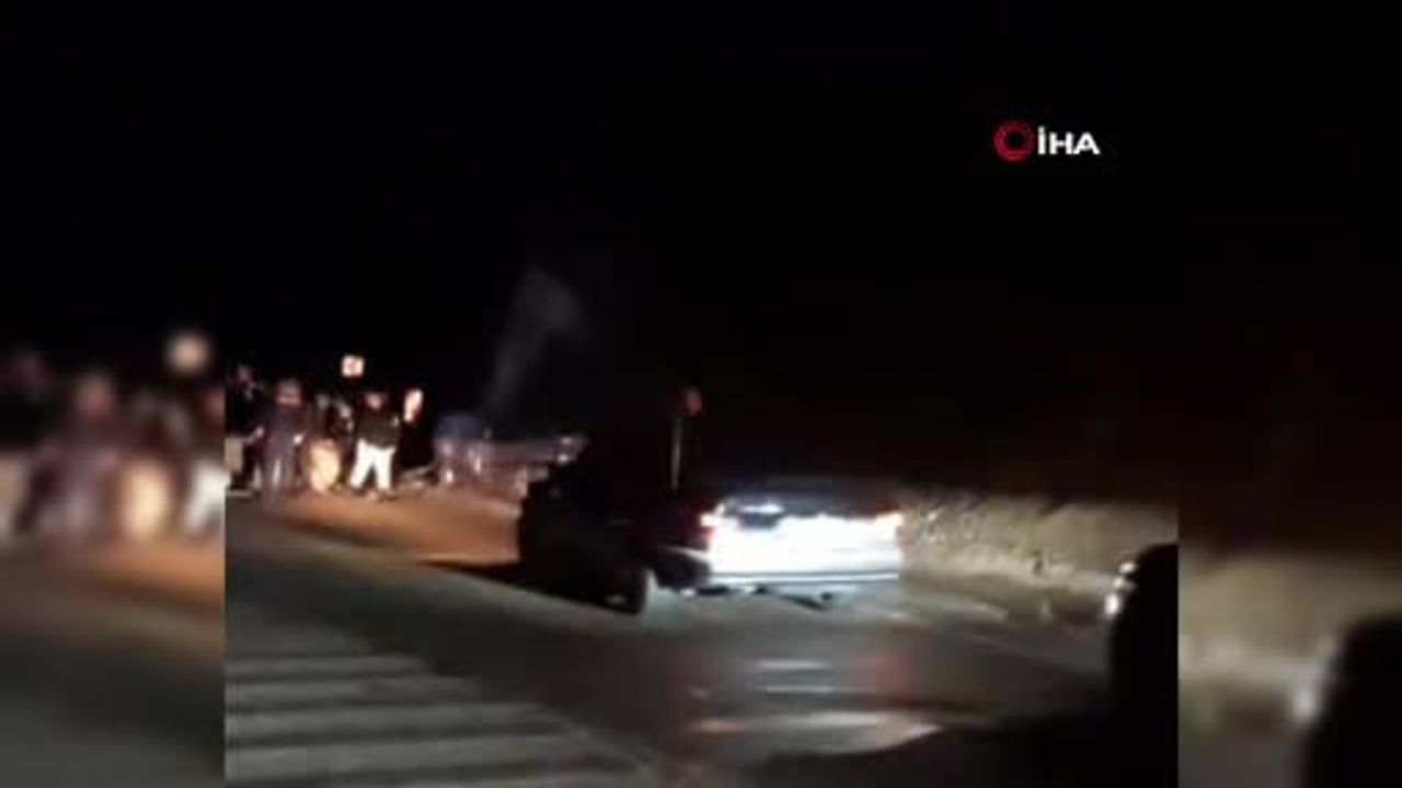 Bolu'da Abant Yolu'nda Kafa Kafaya Kaza