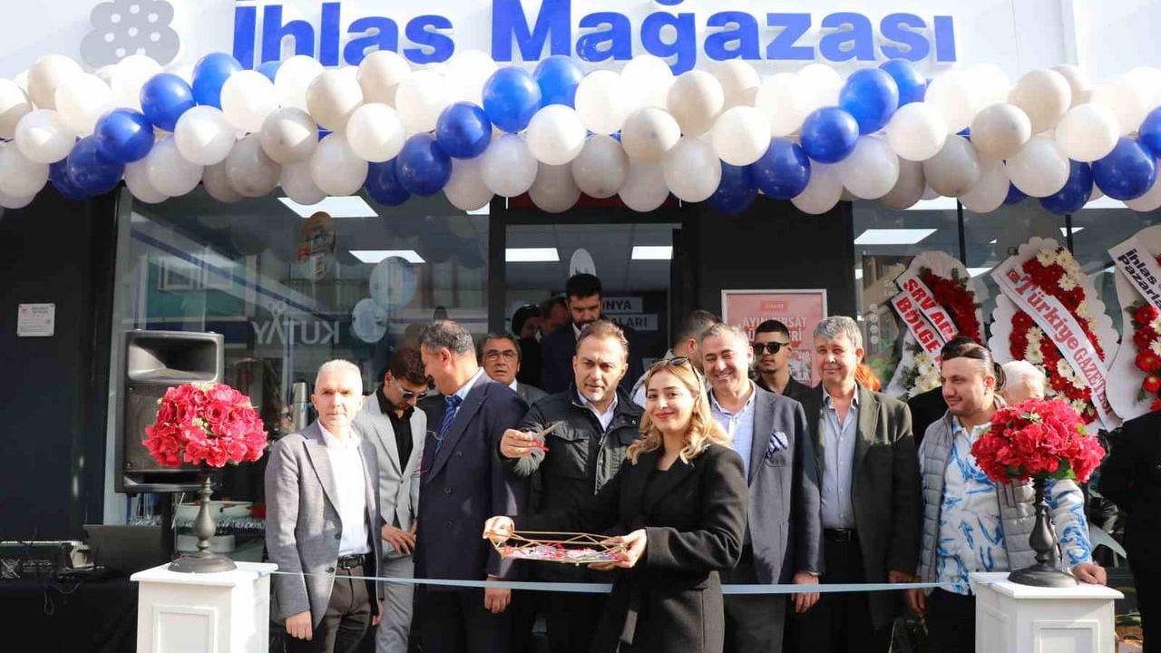Bolu'da İhlas Mağazası Hizmete Açıldı