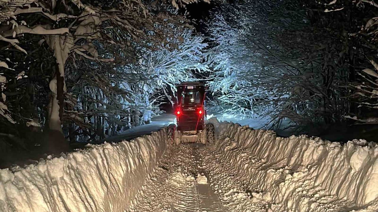 Bolu'da Kapatılan Köy Yolları Yeniden Ulaşıma Açıldı