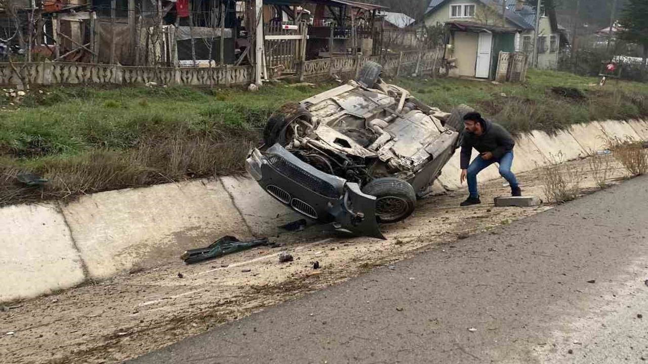 Bolu'da Trafik Kazası: 2 Yaralı
