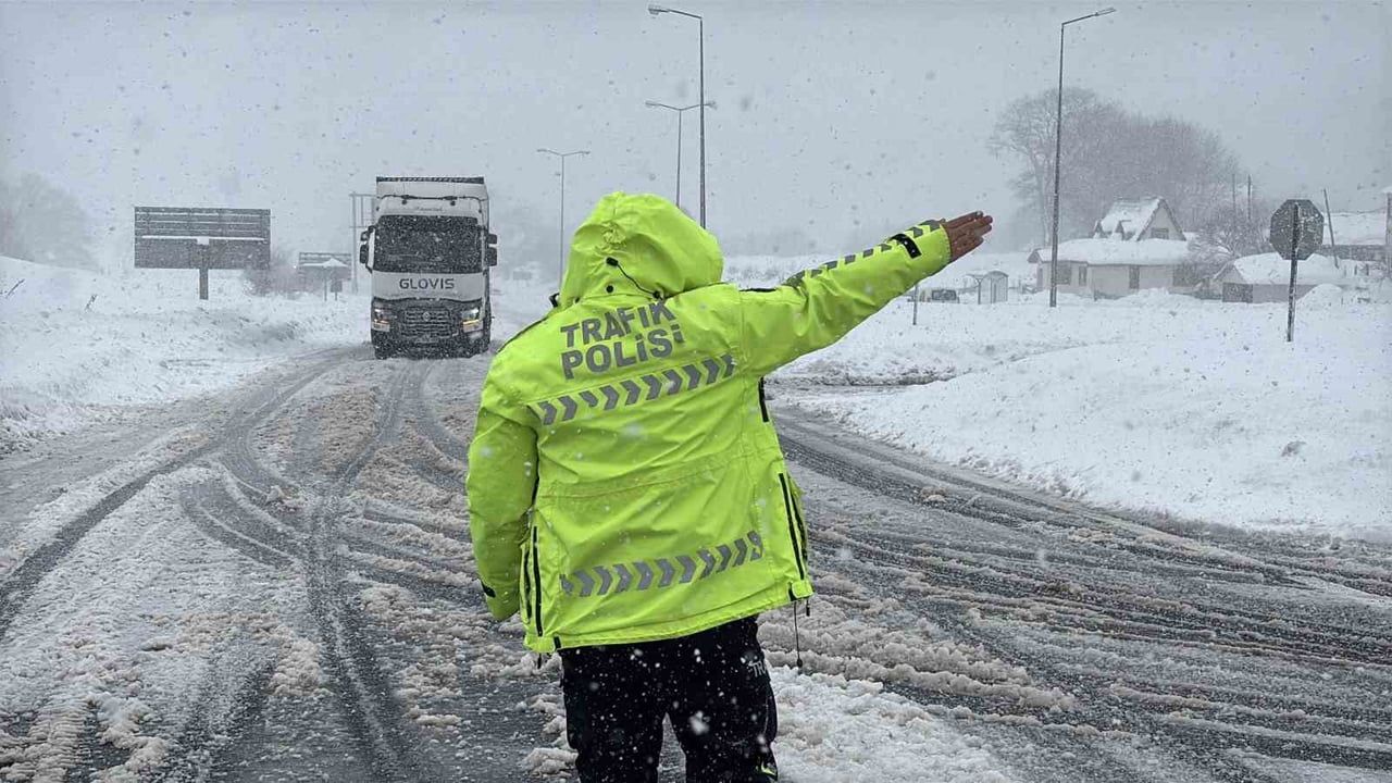Bolu Dağı Geçişi Tekrar Açıldı