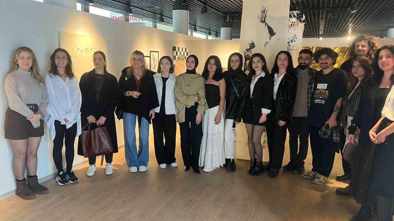 BŞEÜ'lü Genç Sanatçılar Prestijli Sergide