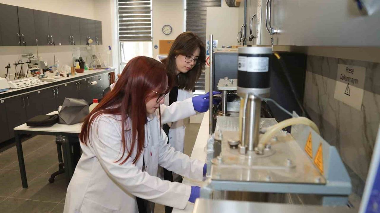 BTÜ Öğrencileri TUSAŞ Uçakları İçin Yenilikçi Projelerde