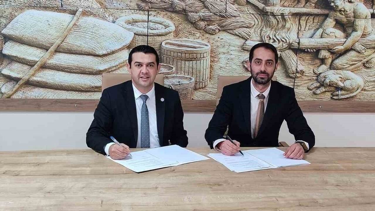 Buharkent MYO ve Halk Eğitim Merkezi Arasında Protokol İmzalandı