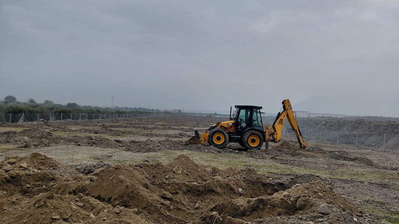 Buharkent’te İlek Bahçesi Projesi Altyapı Çalışmaları Devam Ediyor