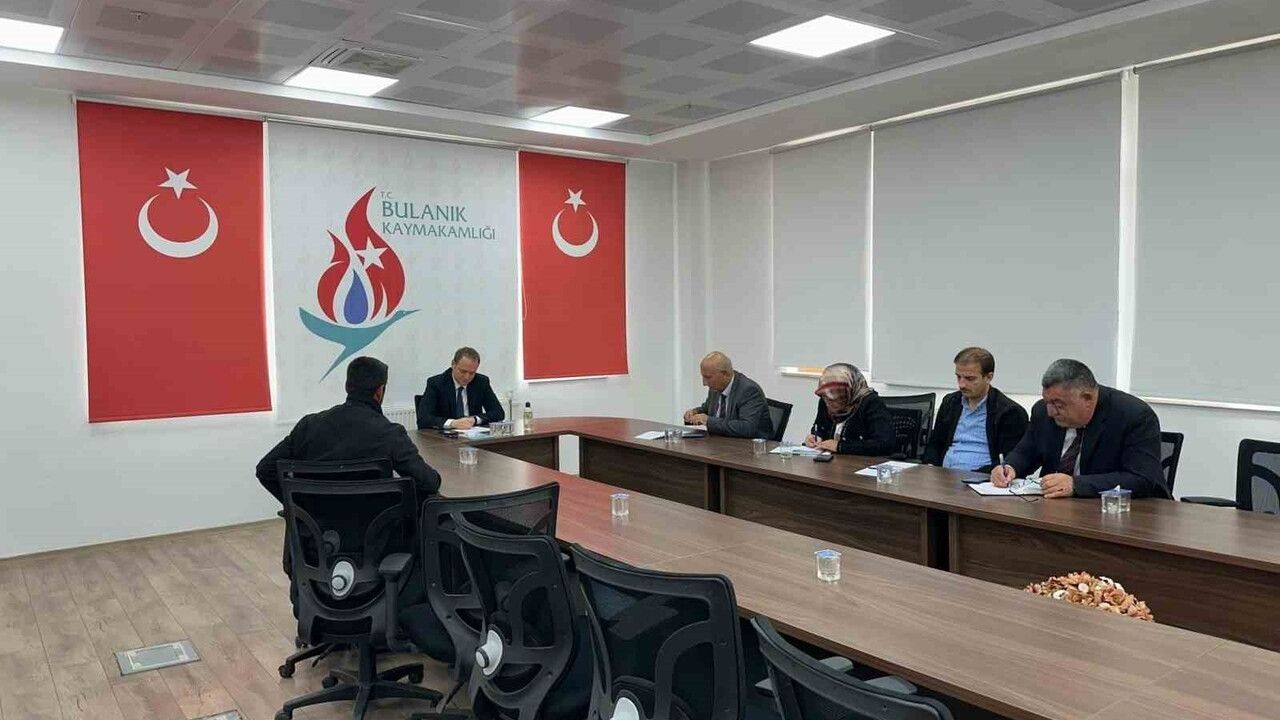 Bulanık'ta Halk Günü Toplantısı Gerçekleştirildi