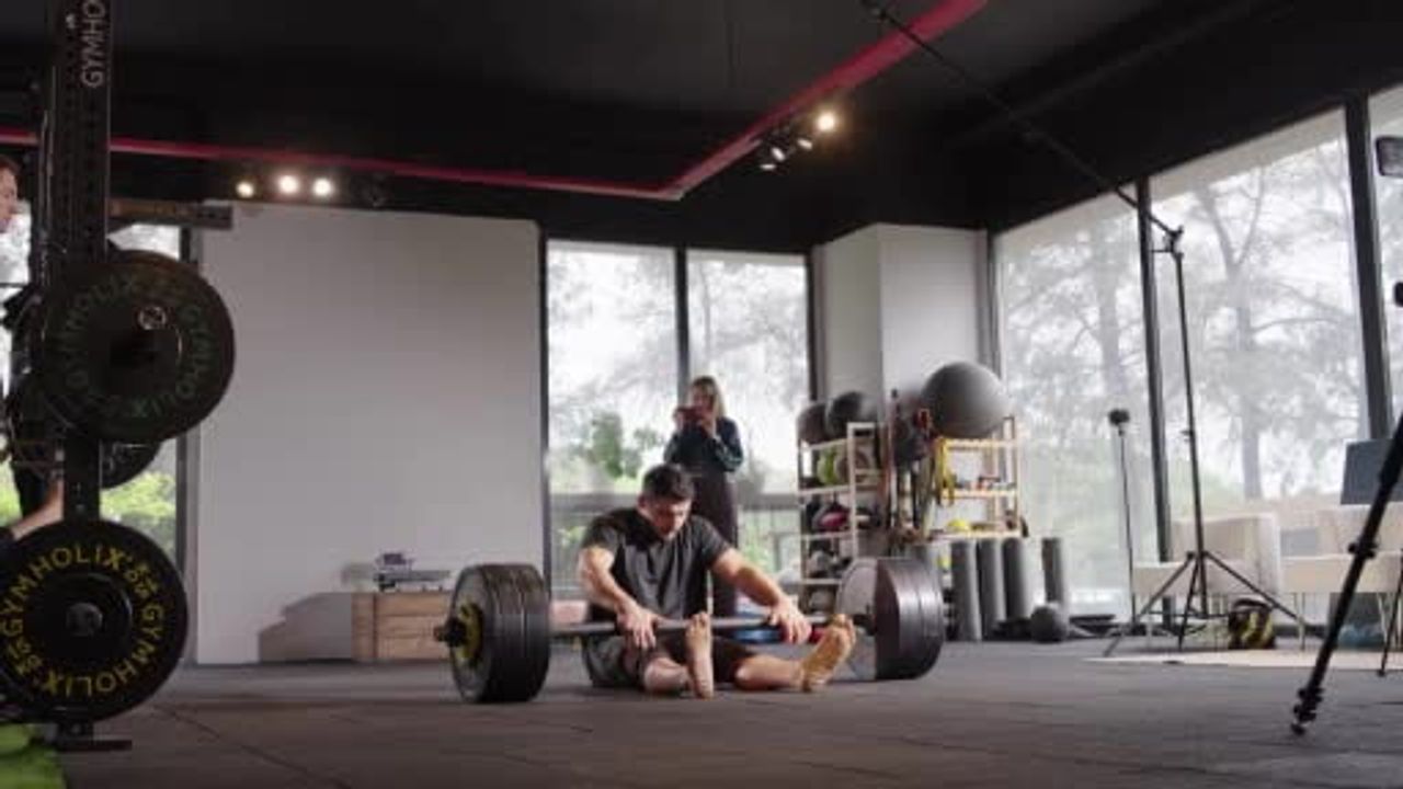 Burak Yazgı, 'Turkish Get-Up' ile Rekorunu Bir Kez Daha Kırdı