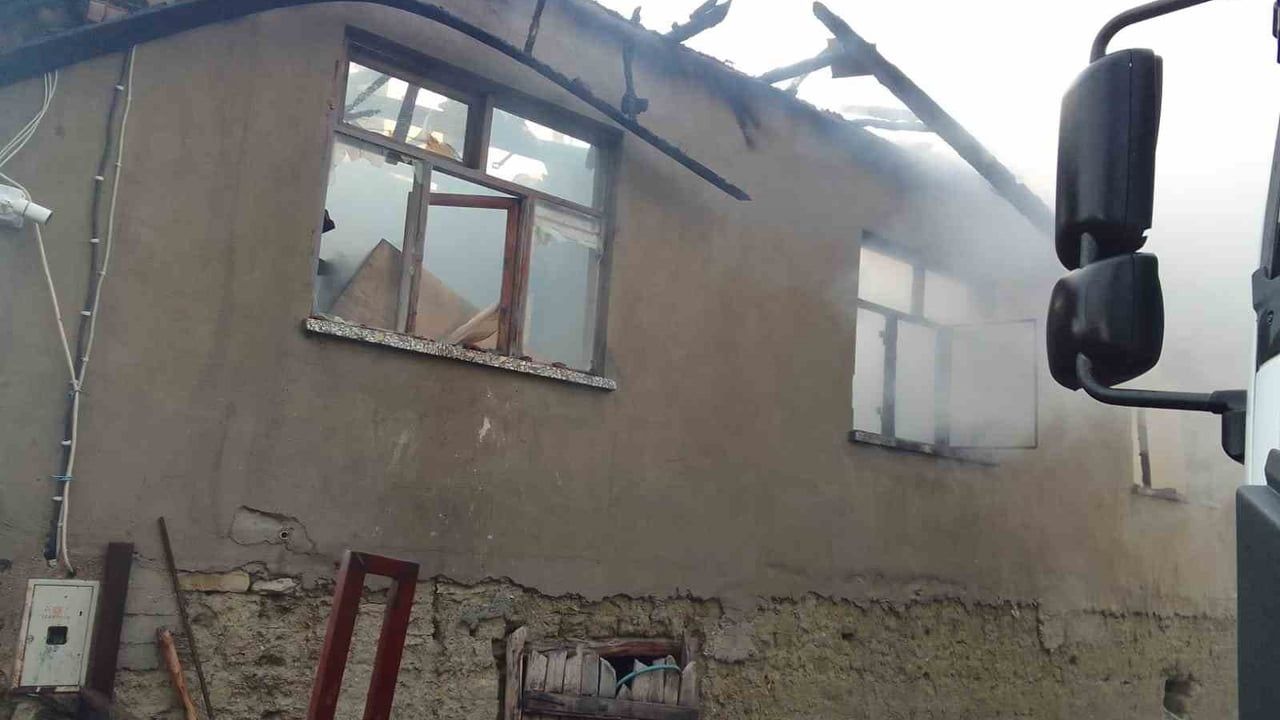 Burdur Kemer'de Ev Yangını: Maddi Hasar Oluştu