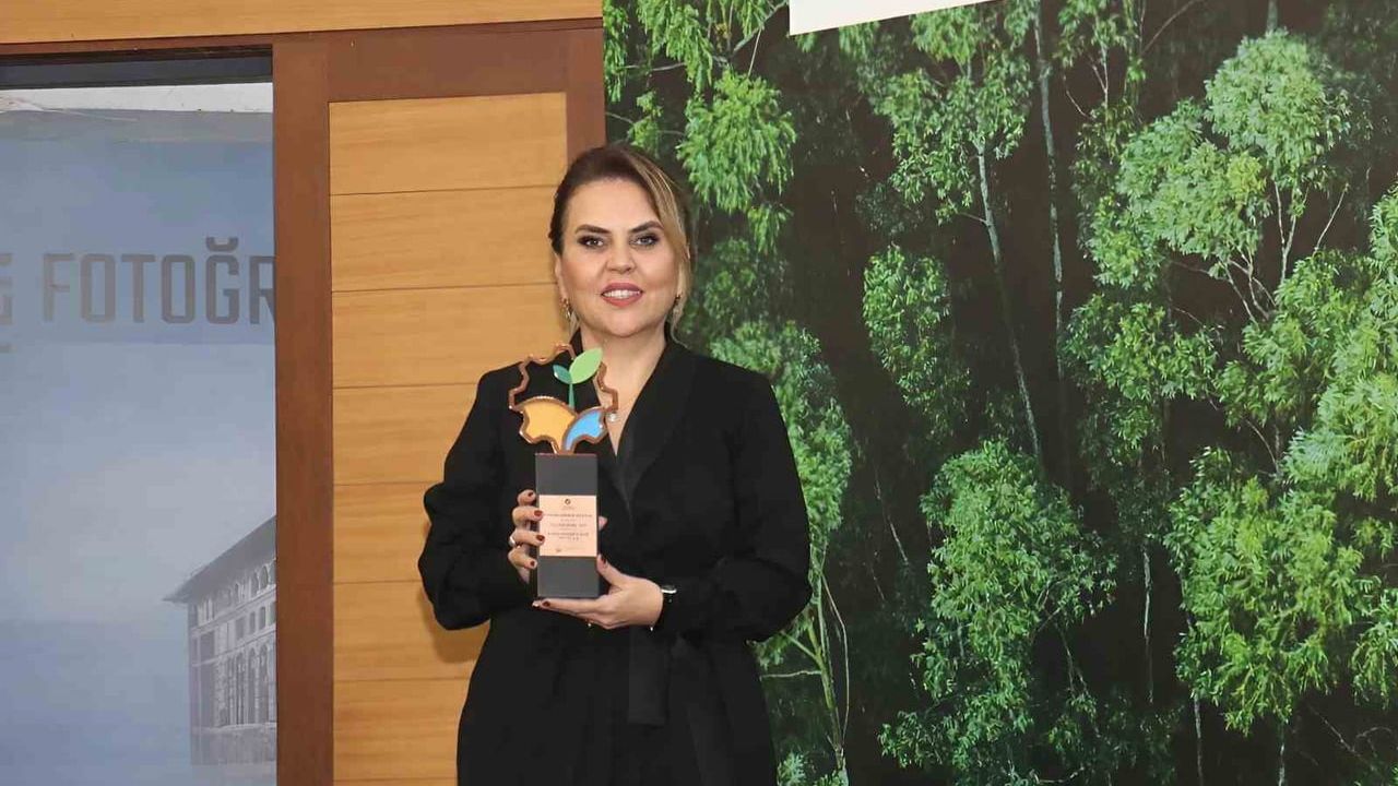 Burpol Polimer Plastik, Yeşil Dönüşüm Ödülleri'nde Başarı Elde Etti