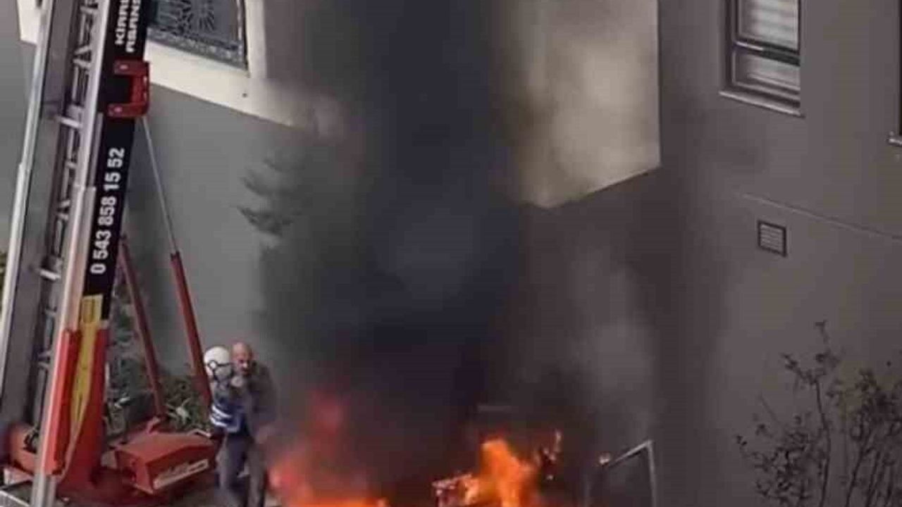 Bursa’da Ev Taşırken Vinç Yangını Korkuttu